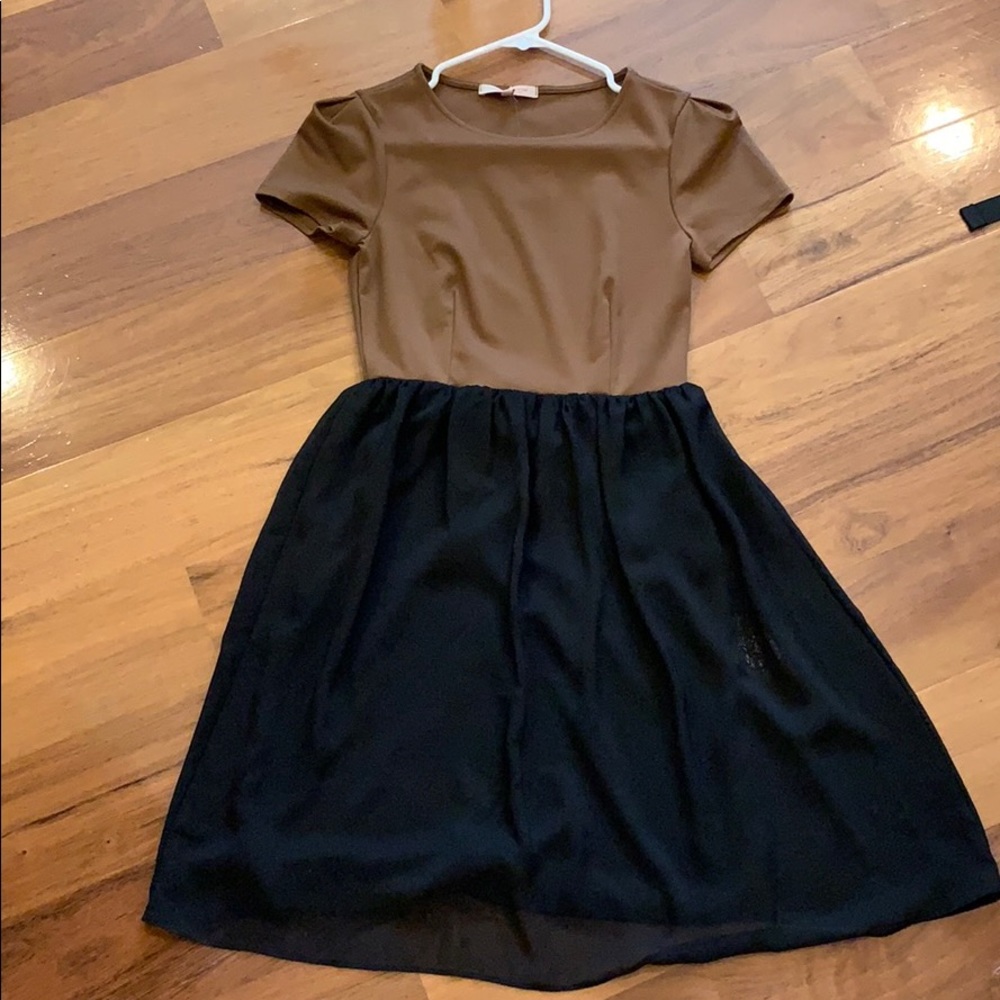 Brown and black dress never before worn